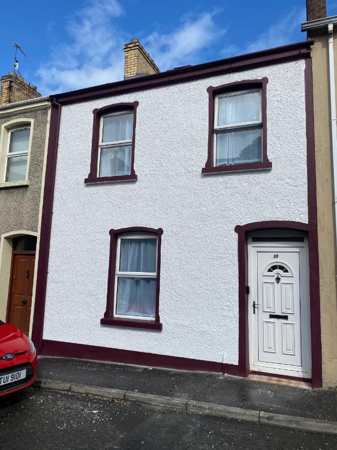 The White House Villa Londonderry Esterno foto